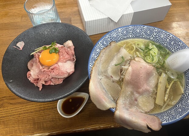 悟空　牛骨塩ラーメン　ローストビーフ丼　鳥取県米子市